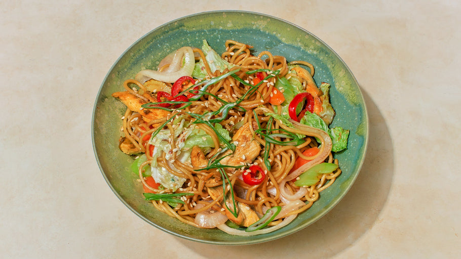 Stir-Fried Noodles With Chicken