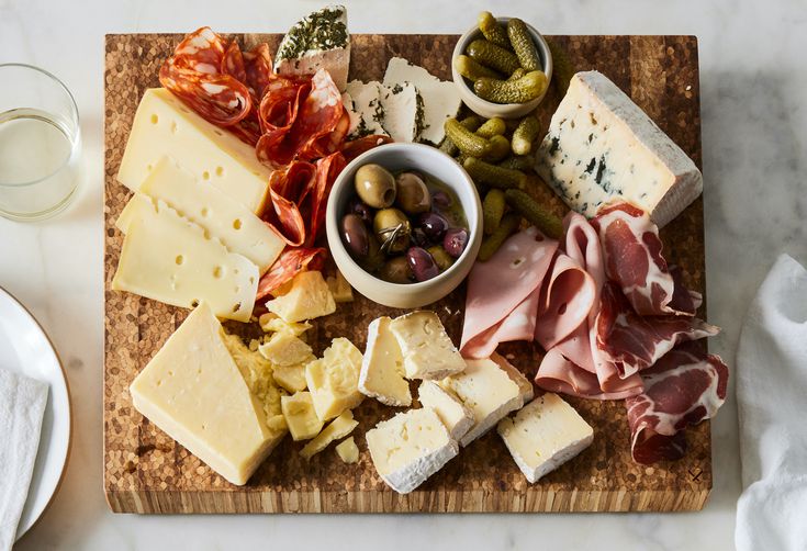 This Cutting Board Is Made From Single-Use Utensil