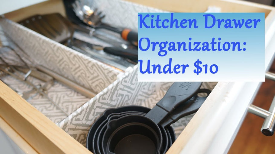 KITCHEN DRAWER ORGANIZATION IDEAS - For those messy drawers The Southern Girl shares with you how to create a custom & stylish Kitchen Drawer ...
