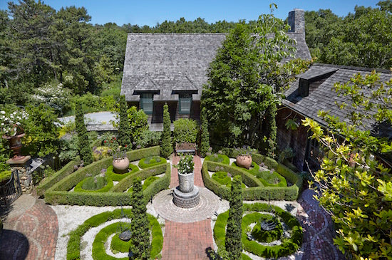 4 Important Things to Consider When Replacing Your Roof