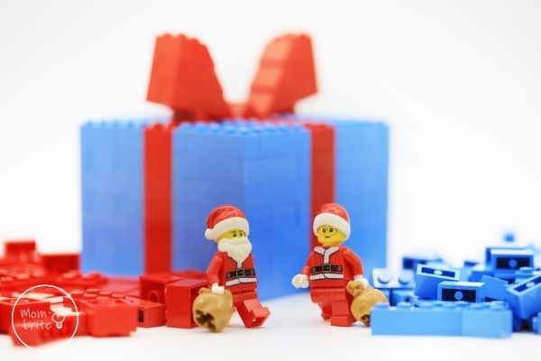 10 Best LEGO Christmas Sets for Kids