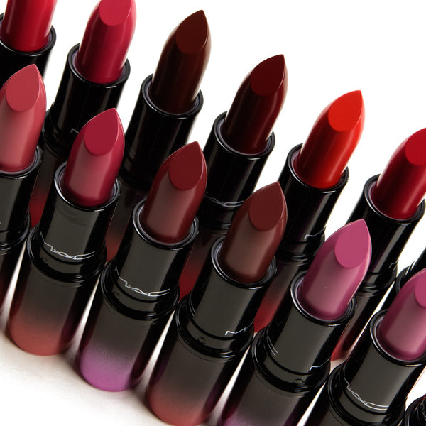 MAC Cosmetics: 40% off Sitewide - Today Only!