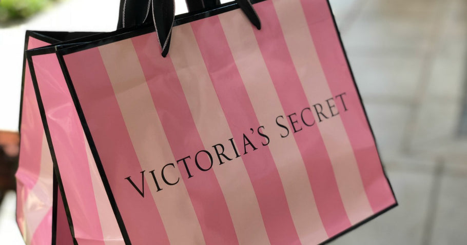 GO! Victoria Secret FREE Shipping + 30% Off One Item (Until 11pm EST Tonight ONLY!)